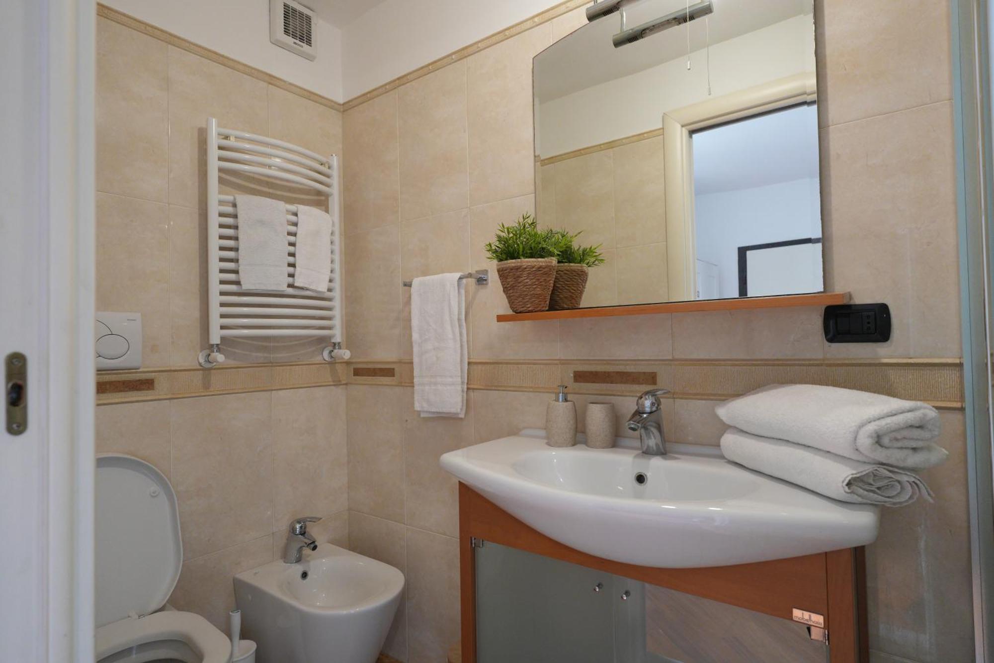 Due Passi Dal Borgo Antico Apartment Bari Exterior foto